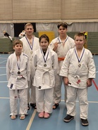 Akagin kisaryhmä lukuunottamatta aamupäivällä otellutta Erkkaa.